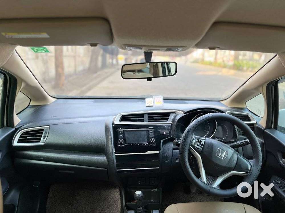 Honda Jazz V Cvt, 2019, Petrol