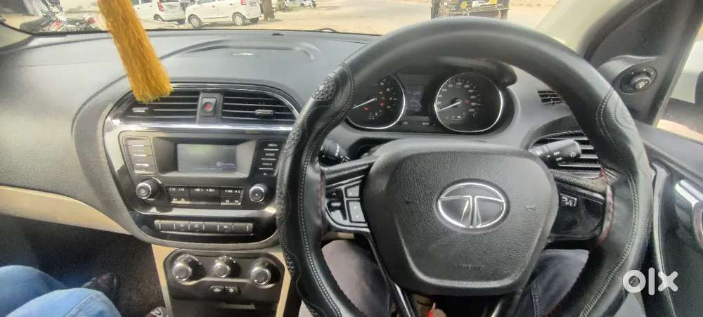 Tata Tiago Revotron Xz 2019