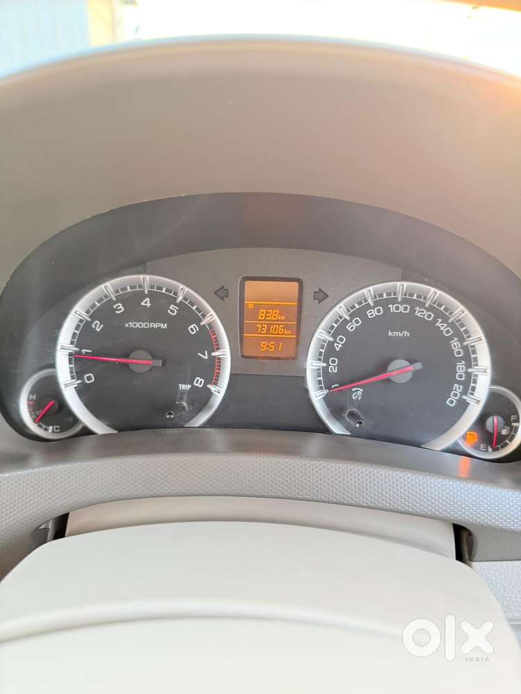 Maruti Suzuki Ertiga Vxi Abs Bs Iv, 2014, Petrol