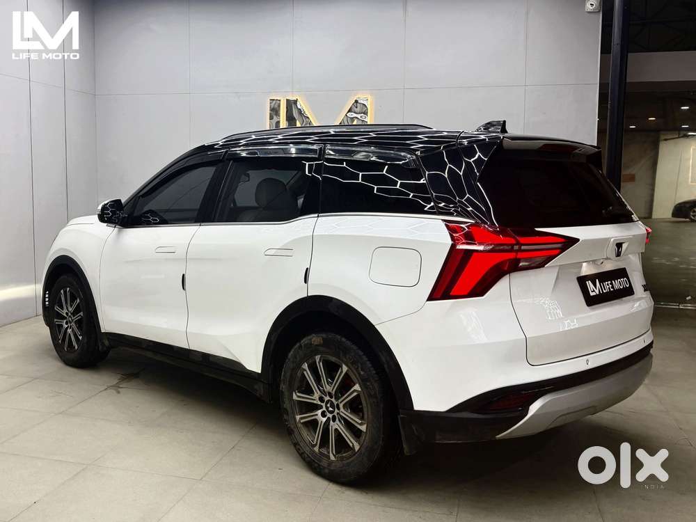 Mahindra Xuv700 2.0 Ax 7 Petrol At Str, 2022, Petrol