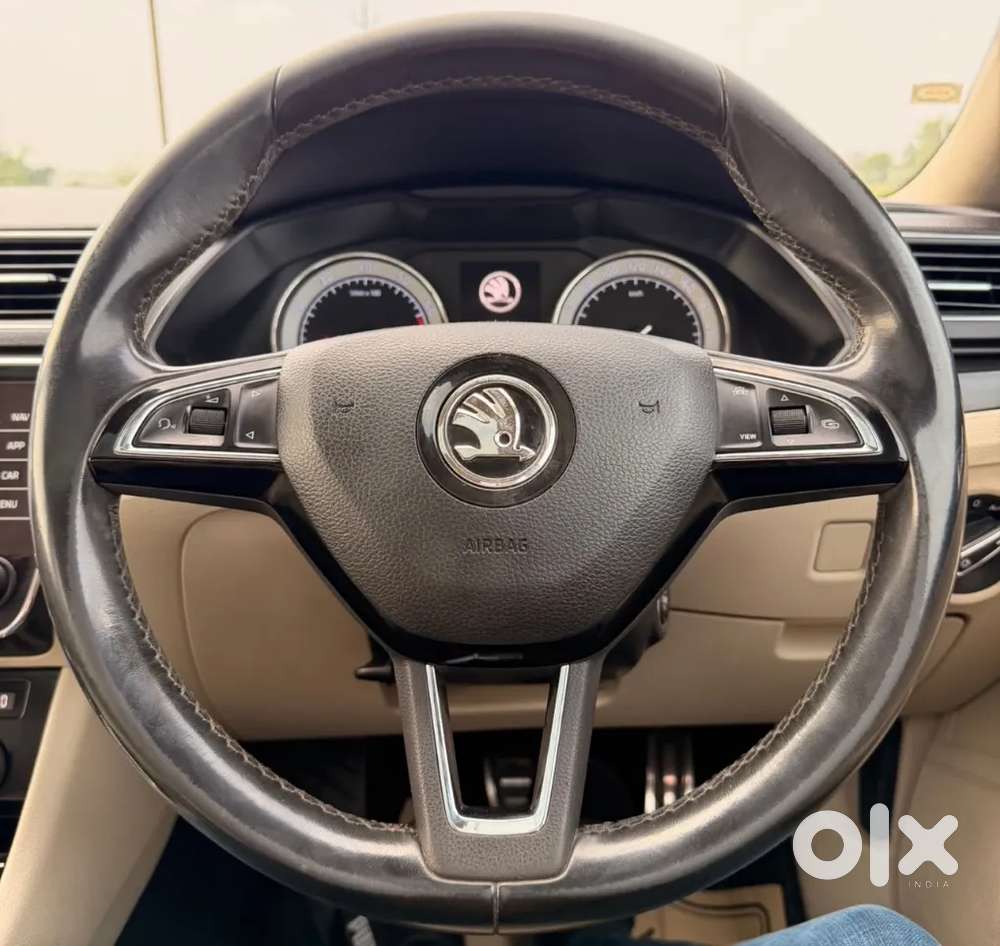 Skoda Superb 2.0 L&k Tsi At, 2019, Petrol