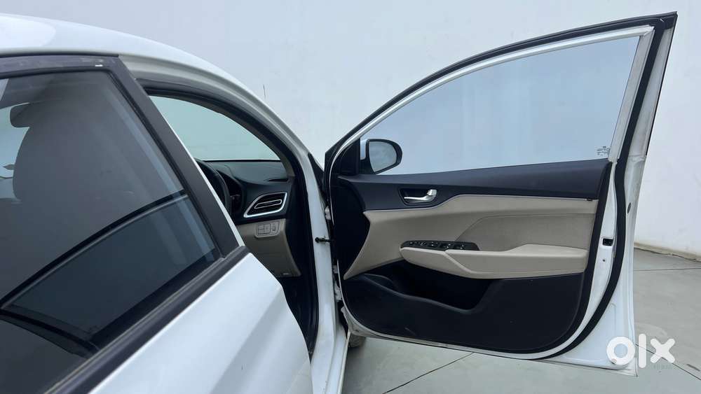 Hyundai Verna 1.5 Sx Vtvt Ivt, 2021, Petrol