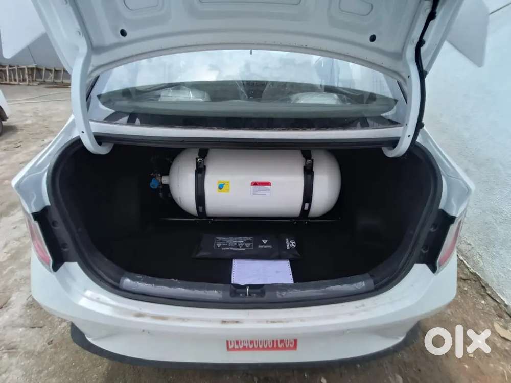 Hyundai Aura 1.0 Petrol Manual 2026 Model