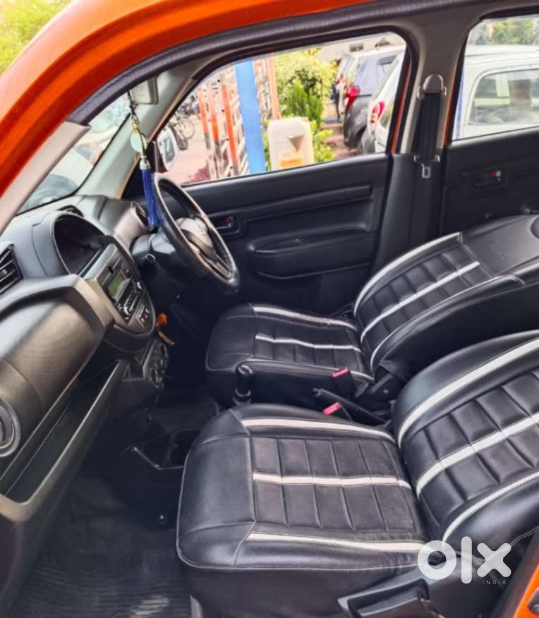 Maruti Suzuki S-presso Vxi, 2022, Petrol