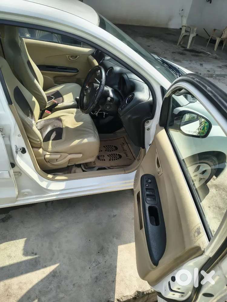Honda Amaze Special 2014 Millage 26km Per Litre. Iam Owner.