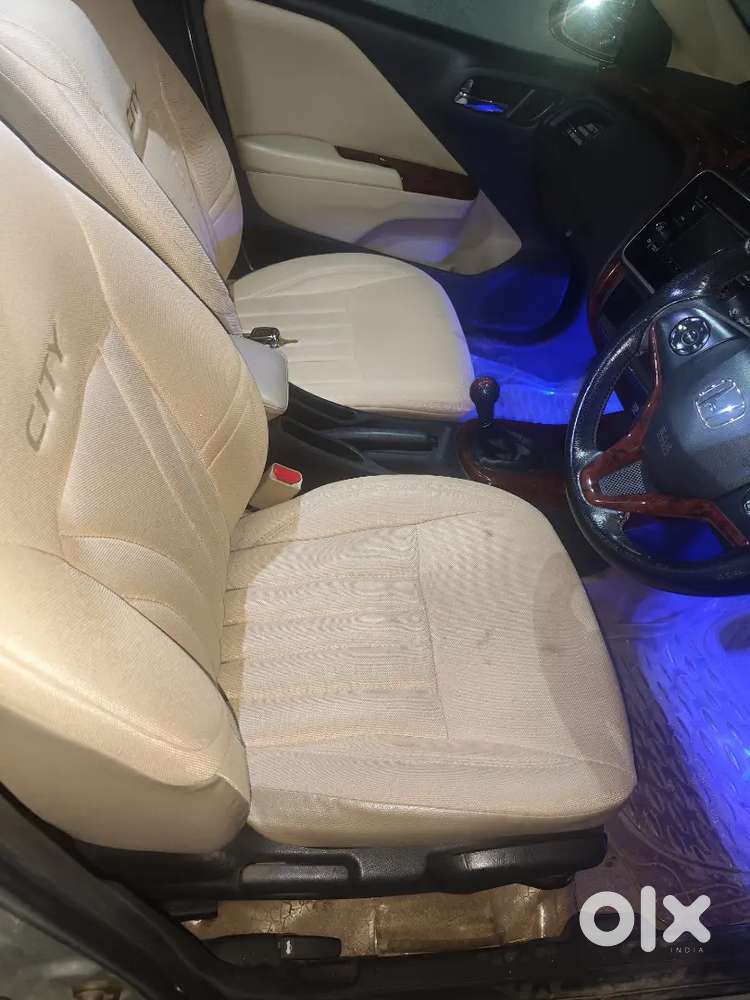 Honda City Vmt 2015 Pure Petrol 2nd Owner 65000 Kms Driven Genuine