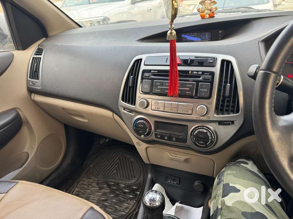 Hyundai I20 Sportz 2012
