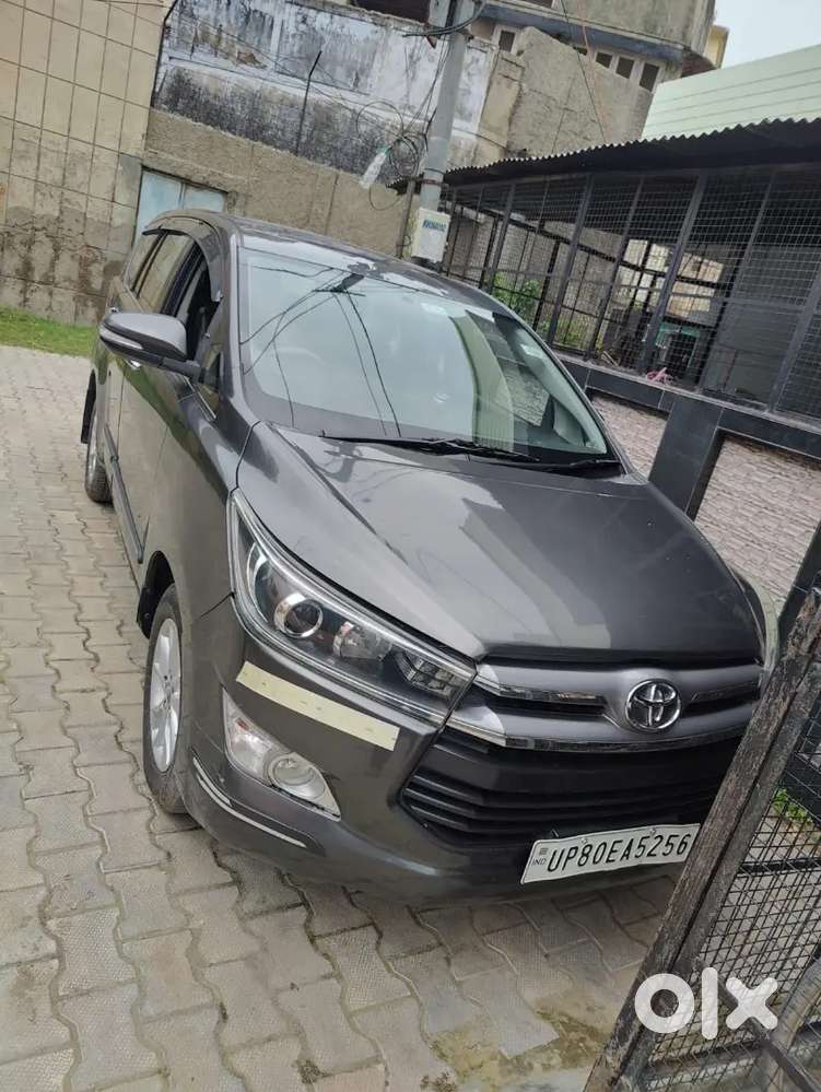 Toyota Innova Crysta 2017