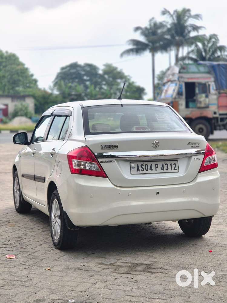 Maruti Suzuki Swift Dzire Zxi 1.2, 2015, Petrol