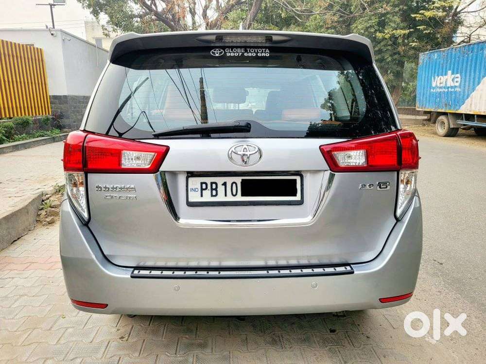 Toyota Innova Crysta