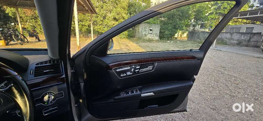 Mercedes-benz S-class 2009 Diesel 117700 Km Driven
