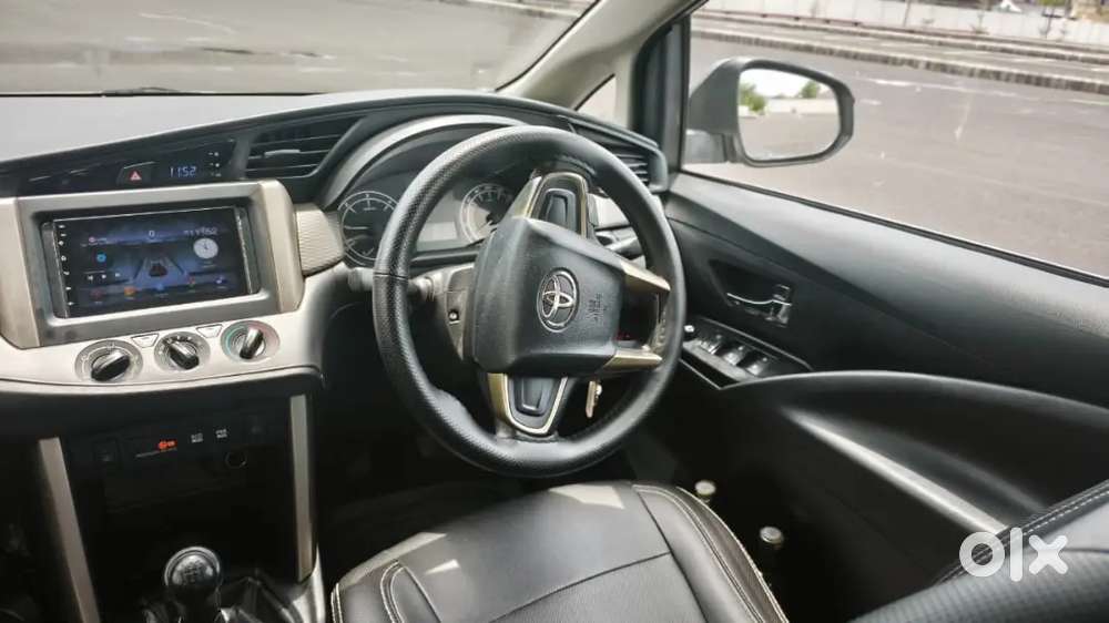 Toyota Innova Crysta 2016 (taxi)
