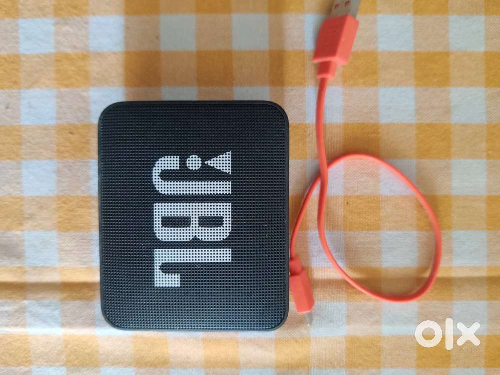 JBL GO2 speaker for sale