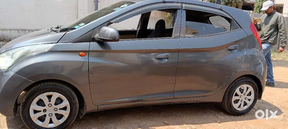 Hyundai Eon 0.8 Sportz 2015