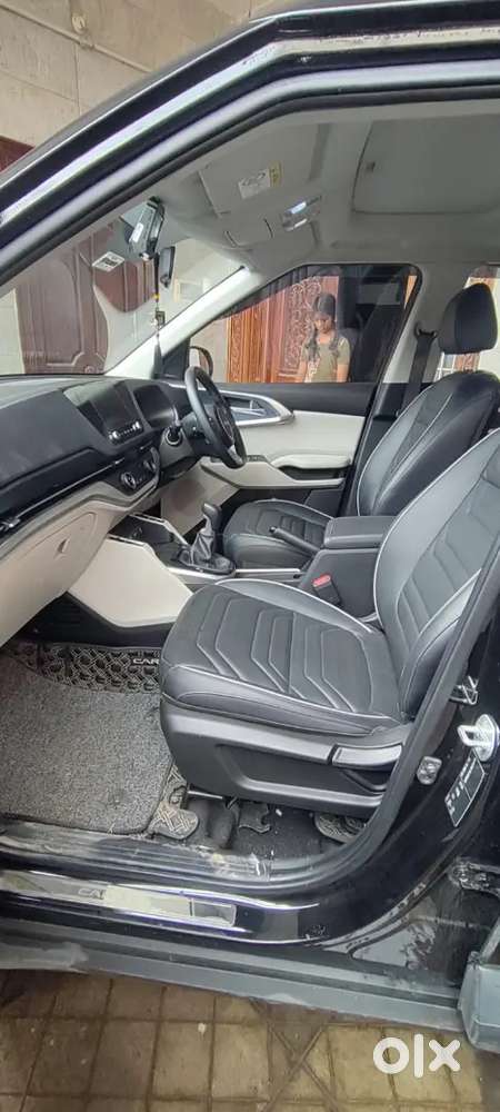 Kia Carens 2025 Diesel 16000 Km Driven Well Maintained