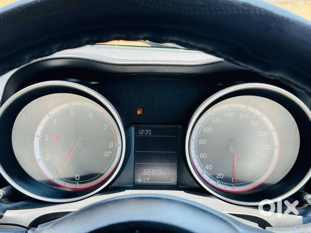 Maruti Suzuki Swift, 2021, Petrol