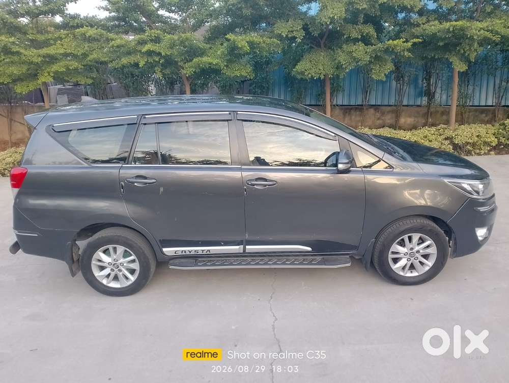 Toyota Innova Crysta 2.4 G Mt 8s, 2017, Diesel