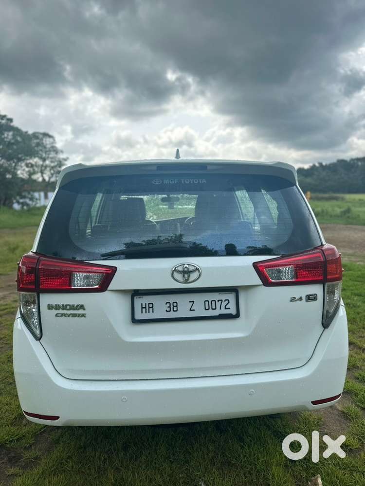 Toyota Innova Crysta 2019