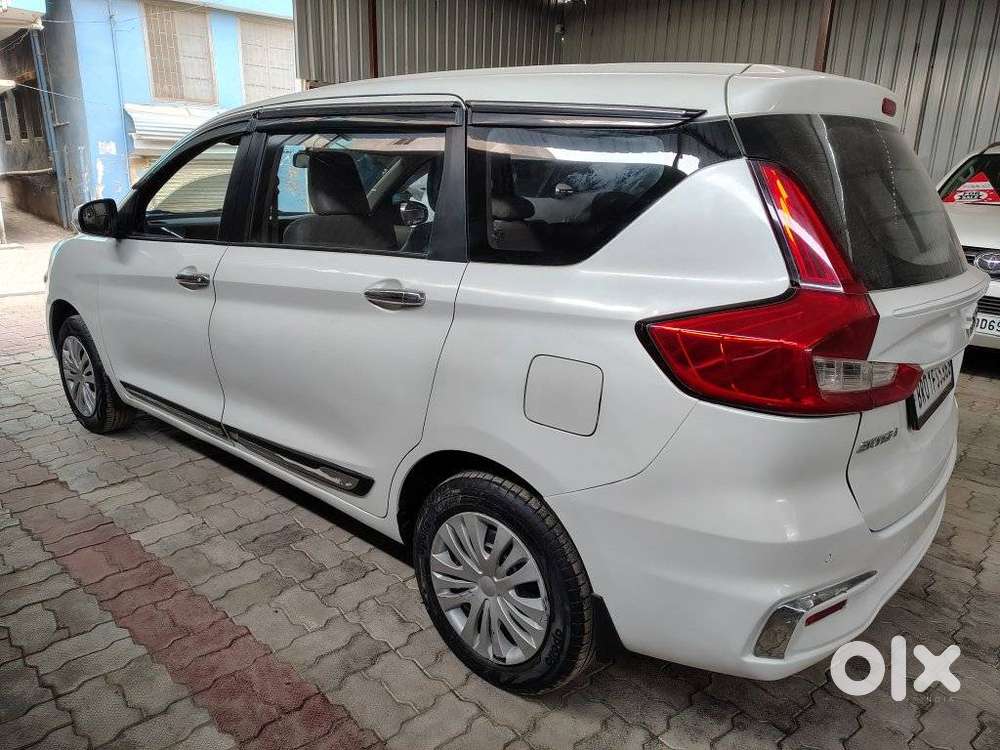 Maruti Suzuki Ertiga 2022-2023 Vxi Cng, 2022, Cng & Hybrids
