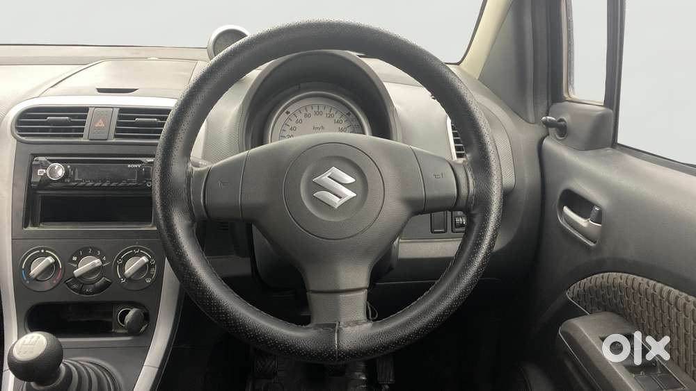 Maruti Suzuki Ritz Vxi, 2014, Petrol