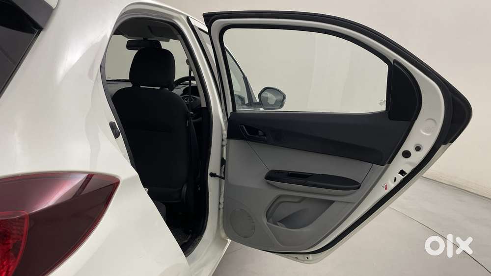 Tata Tiago 1.2 Revotron Xta, 2023, Petrol