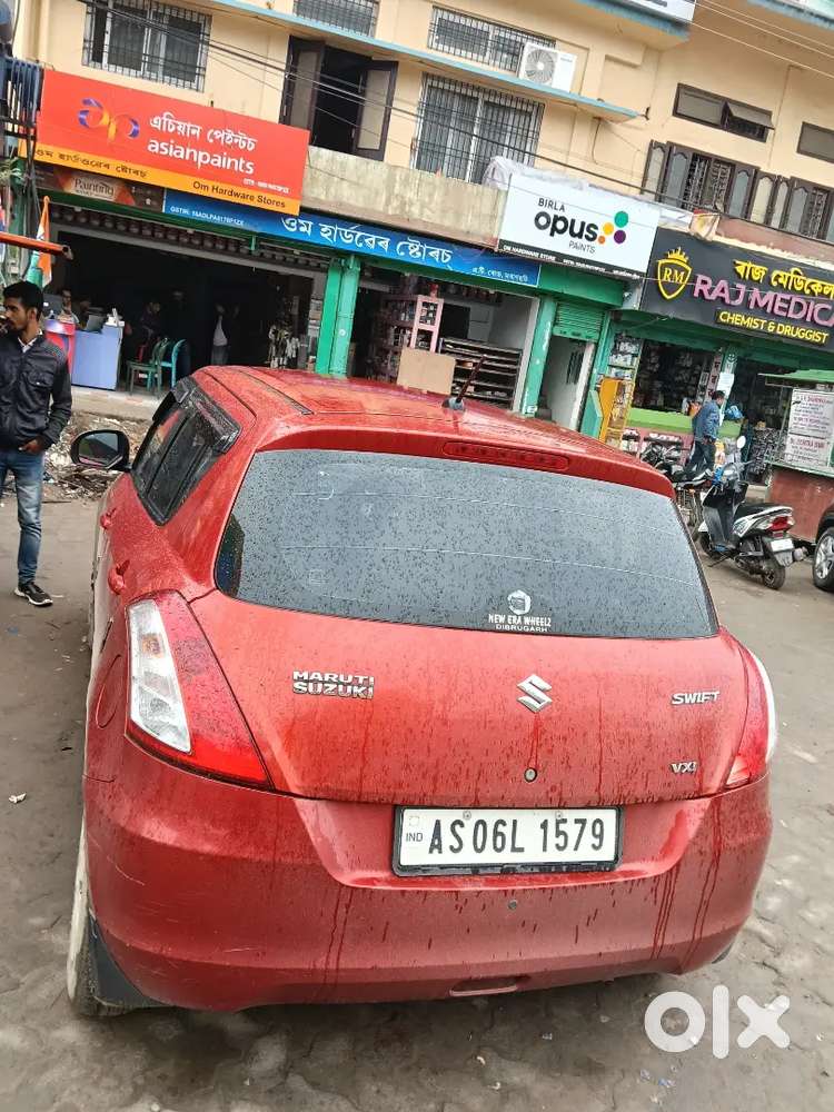 Maruti Suzuki Swift 2012 Petrol 90000 Km Driven