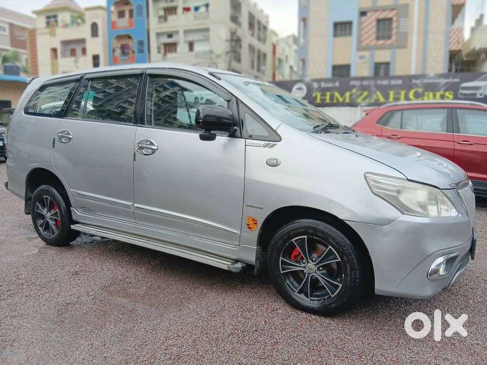 Toyota Innova 2.5 G (diesel) 7 Seater, 2015, Diesel