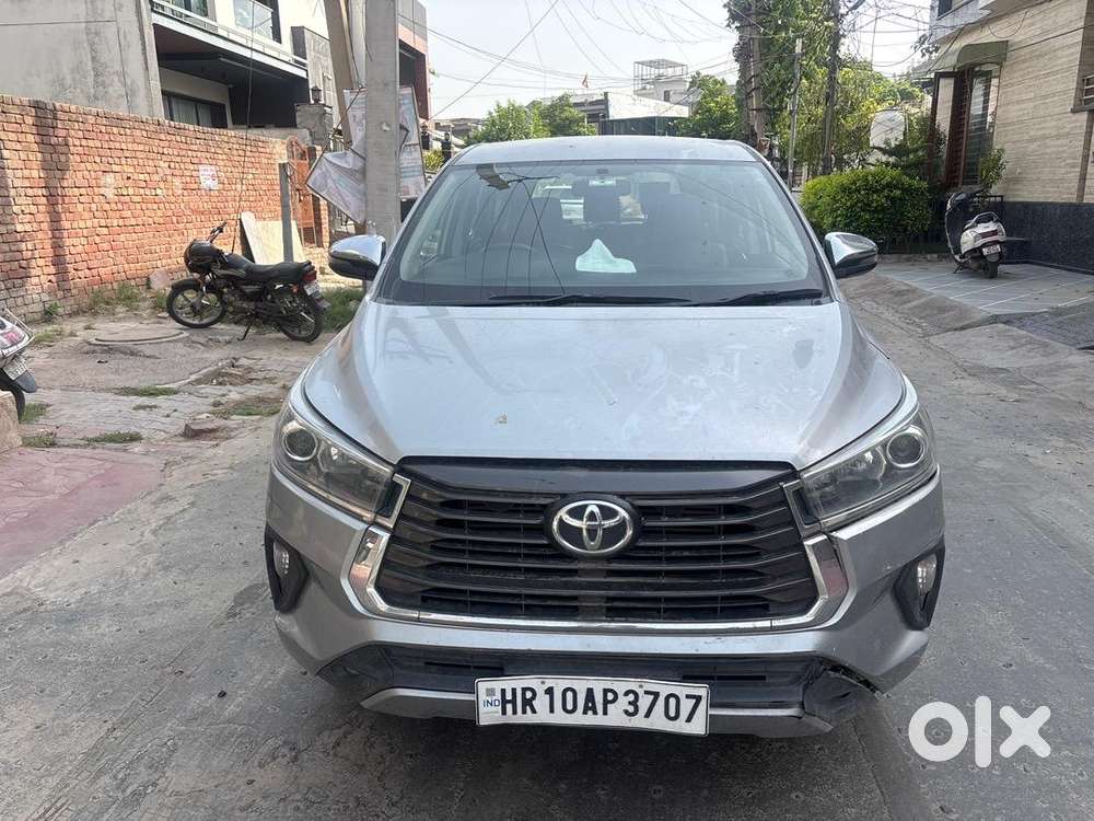 Toyota Innova Crysta 2022 Diesel 65000 Km Driven