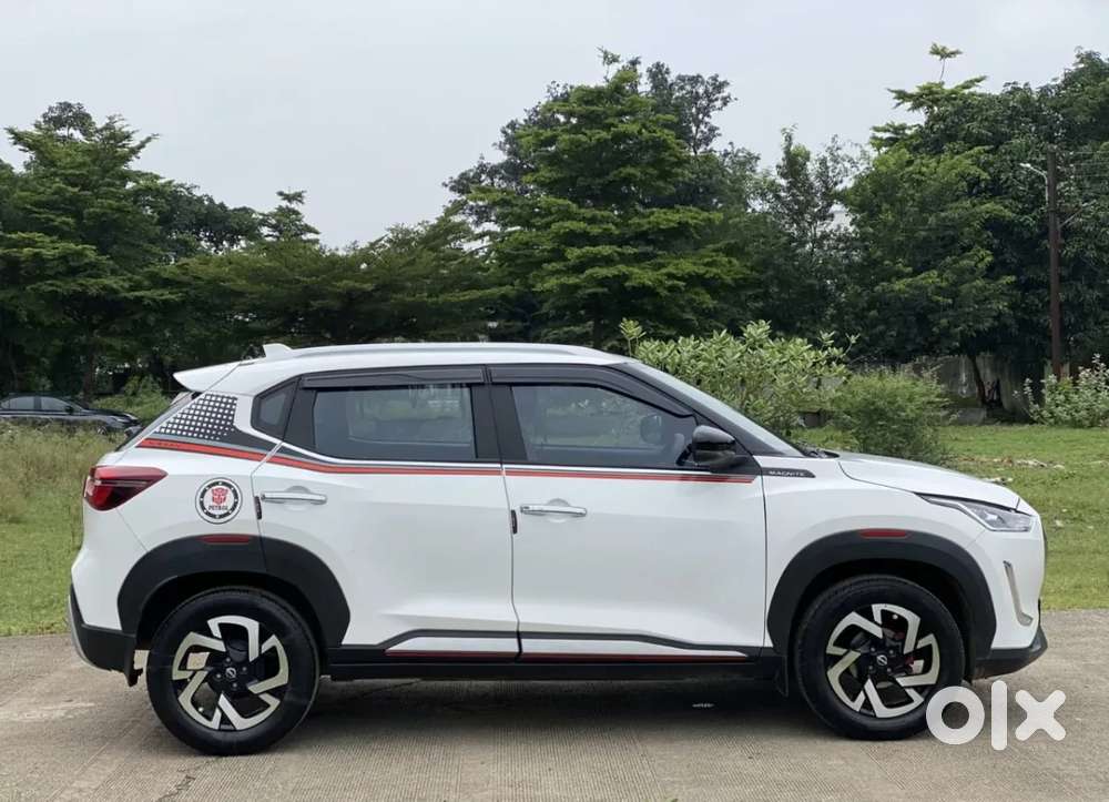 Nissan Magnite 1.0 Xv Red Edition, 2022, Petrol