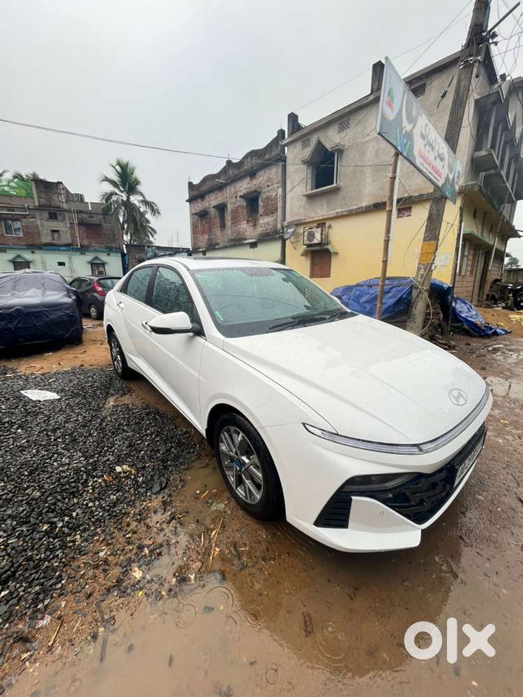 Hyundai New Verna Petrol 2024
