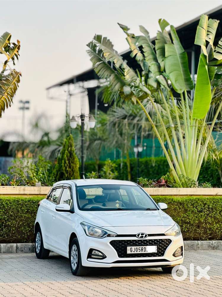 Hyundai I20 Sportz 1.4 At Vtvt, 2018, Cng & Hybrids