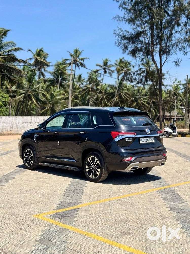 Mg Hector Plus 1.5 Sharp Turbo Cvt 6 Str, 2022, Petrol