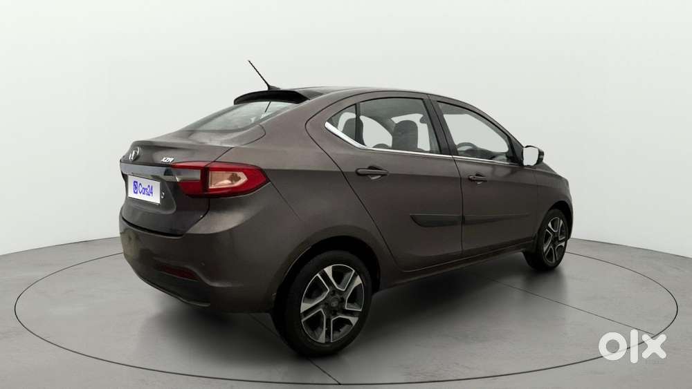 Tata Tigor Xza, 2018, Petrol