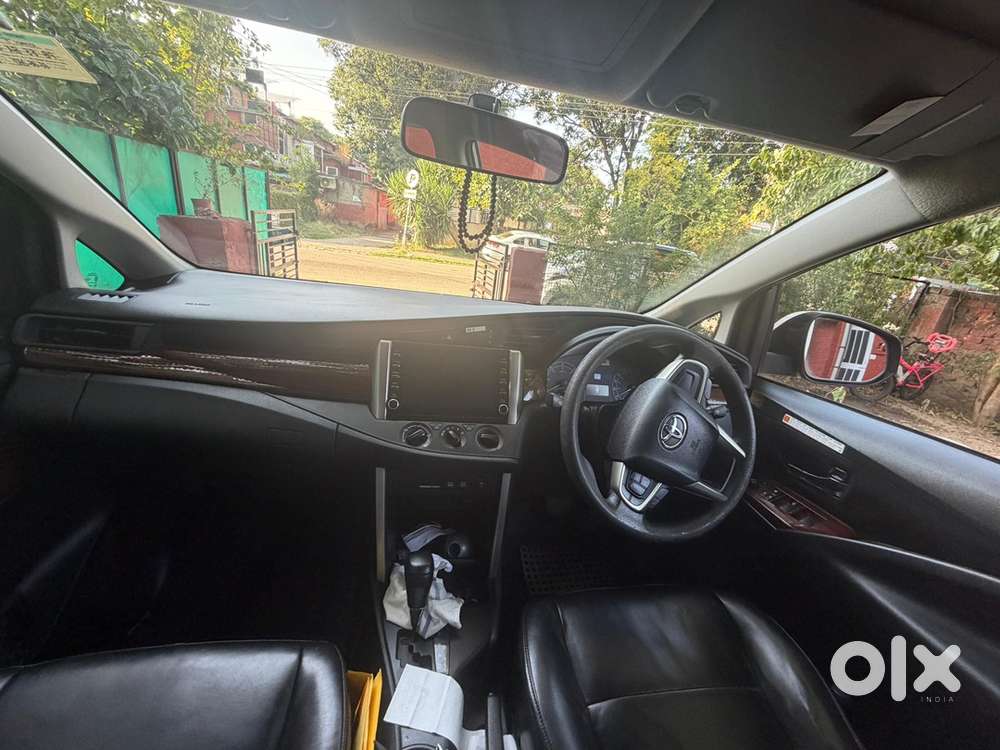 Toyota Innova Crysta 2021