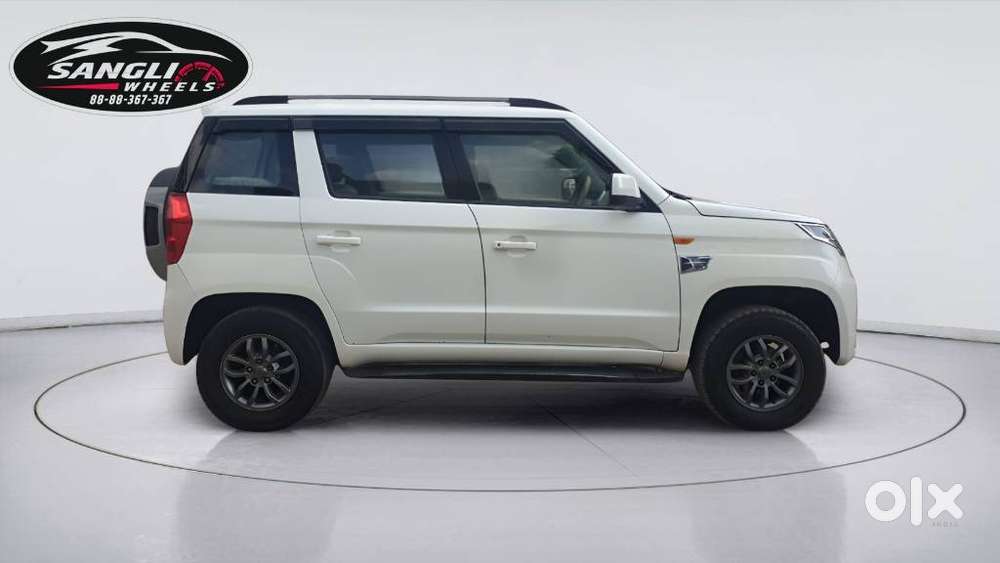 Mahindra Tuv 300 T10, 2018, Diesel