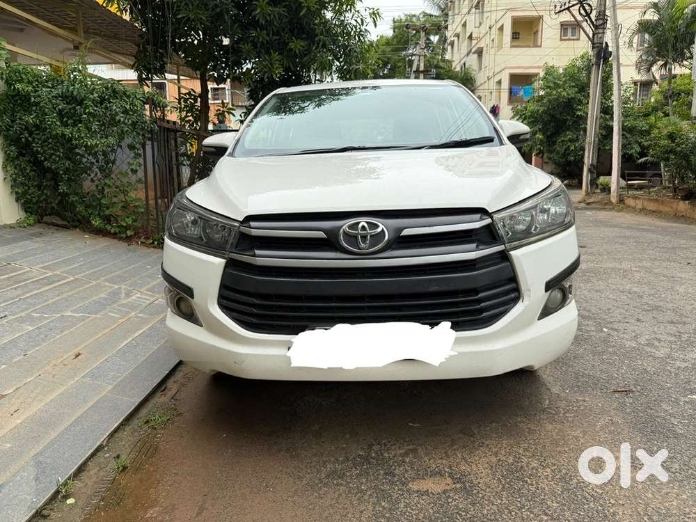 Toyota Innova Crysta 2017