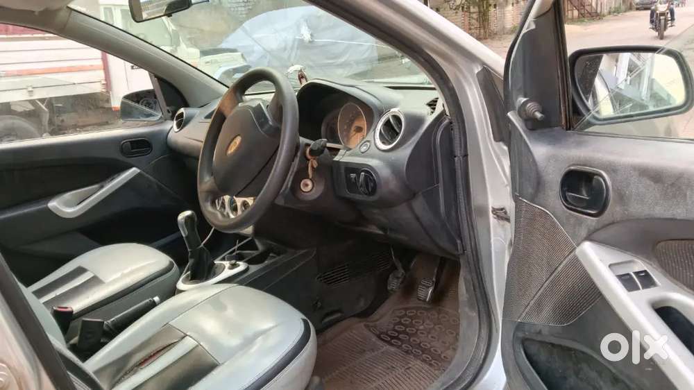 Ford Figo 2013 Diesel 96000 Km Driven