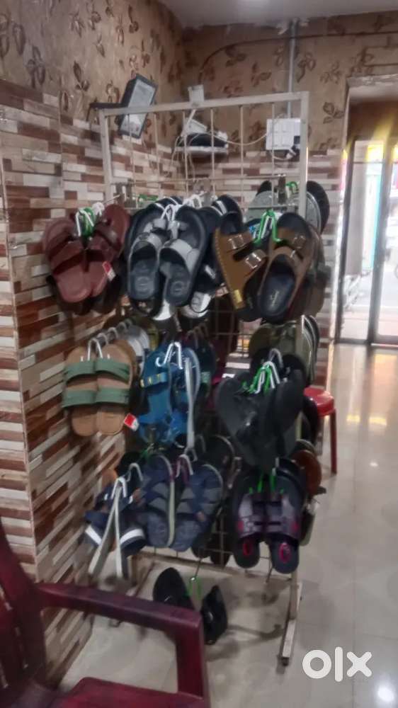 Chappal stand