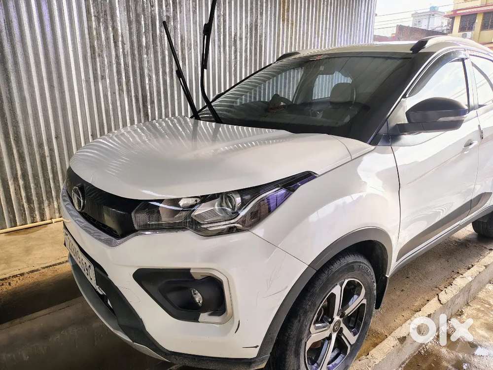 Tata Nexon 2022 Petrol 27600 Km Driven