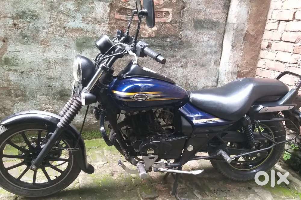 Bajaj Avenger Street 160 2016