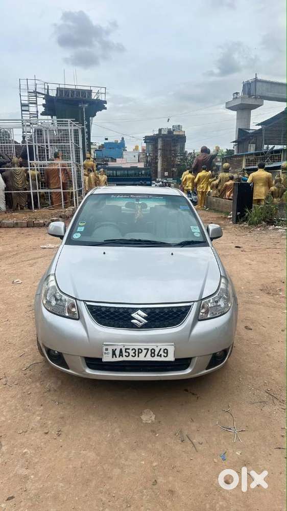 Maruti Suzuki Sx4 Zxi, 2012, Petrol