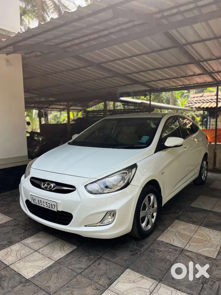 Hyundai Verna 1.6 Sx 2012