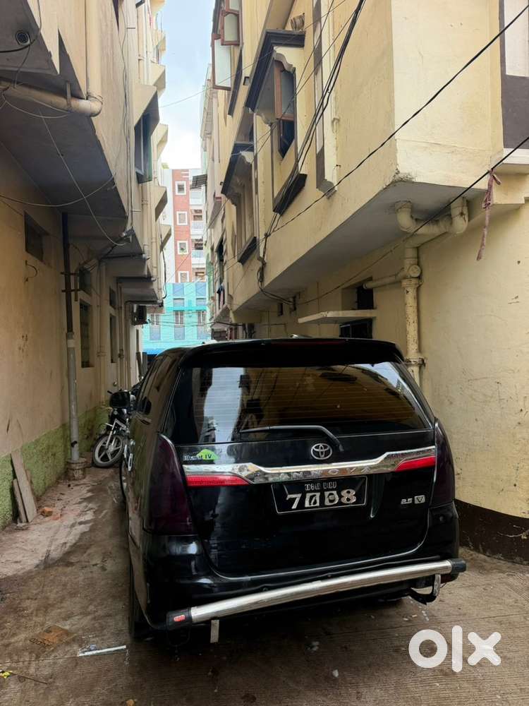 Toyota Innova Diesel 2015