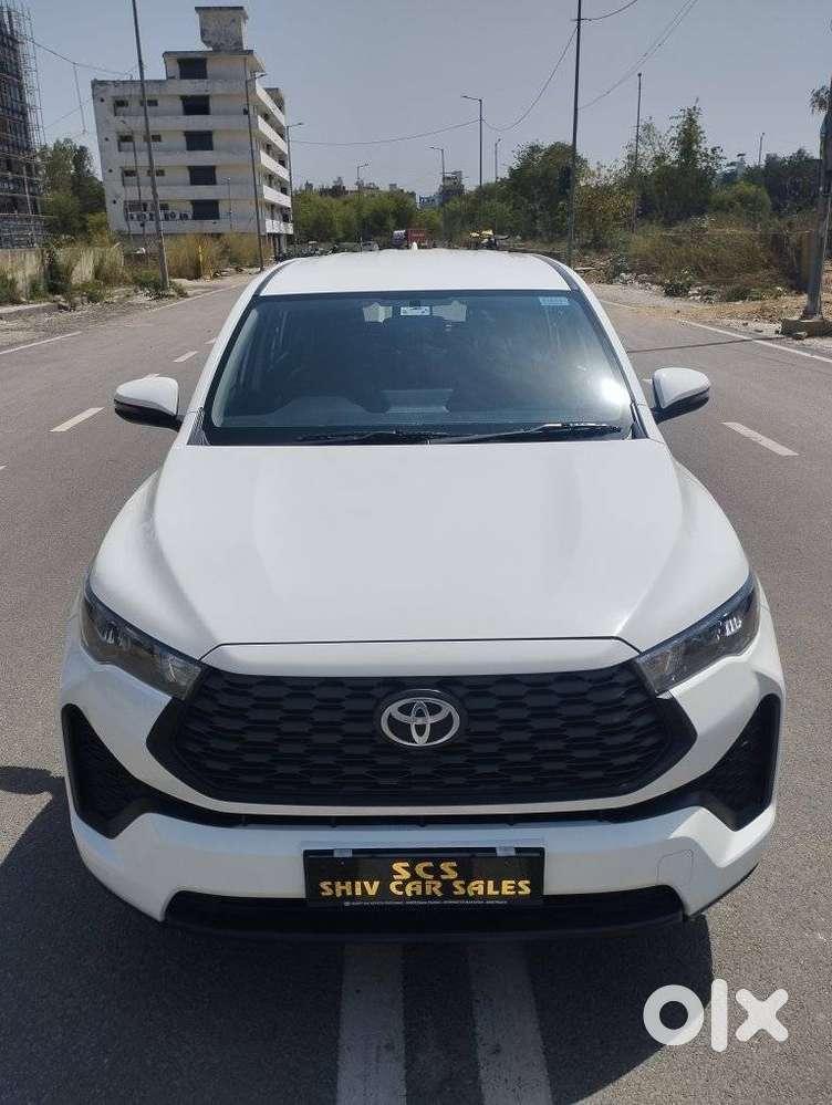 Toyota Innova Hycross 2.0 Gx 8 Str, 2024, Petrol