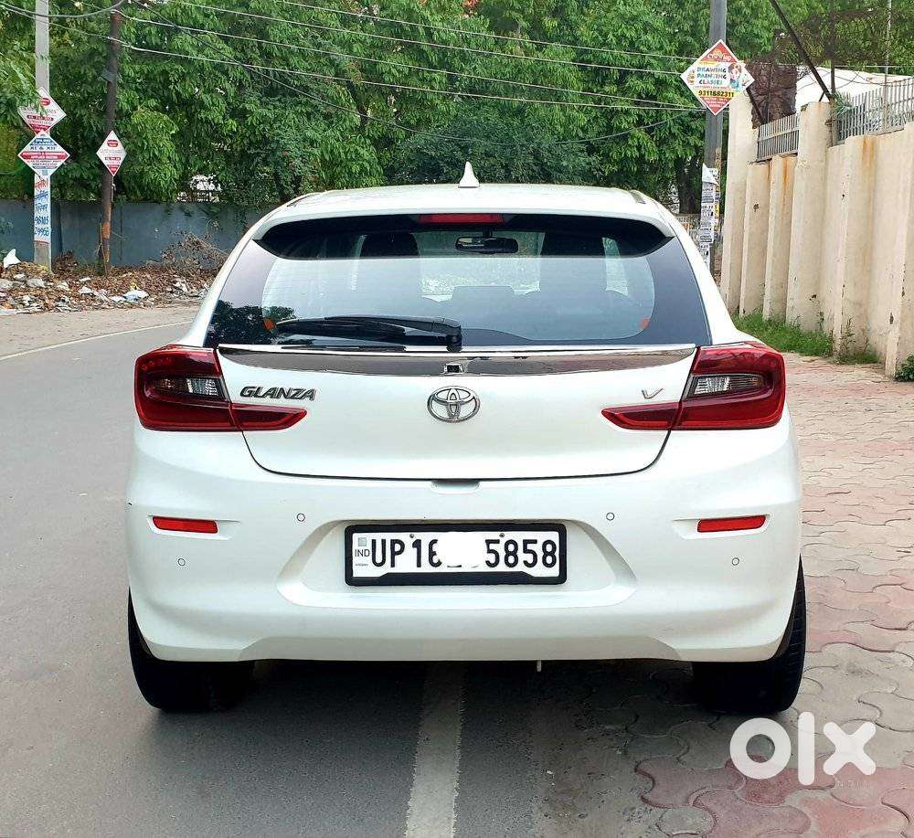 Toyota Glanza 1.2 V Amt, 2024, Petrol