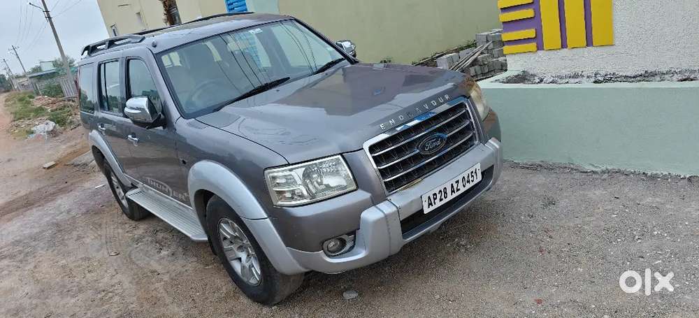 Ford Endeavour Thunder Plus
