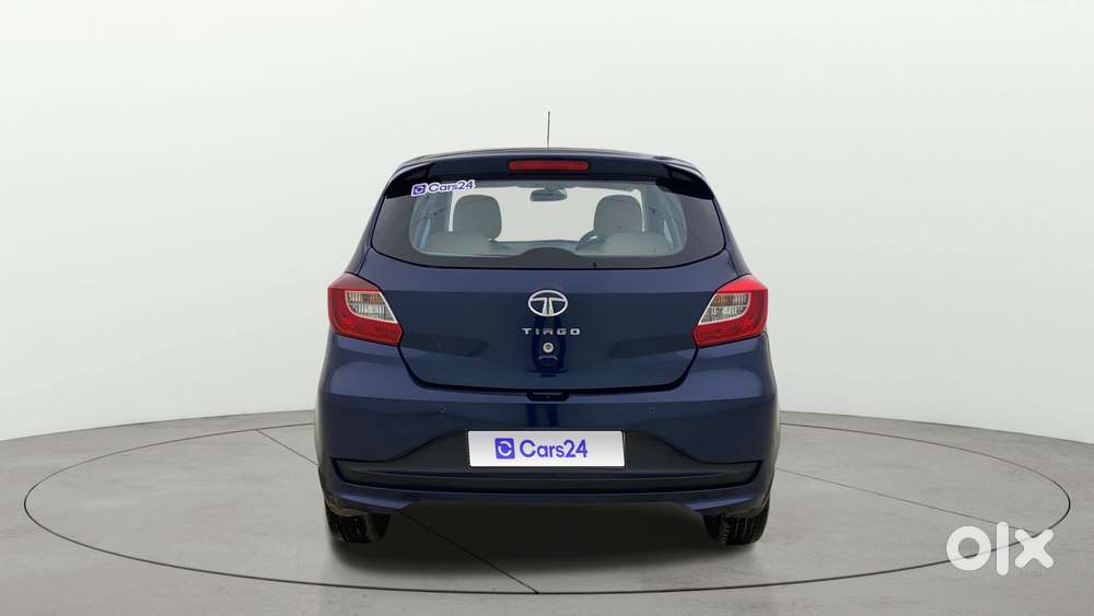 Tata Tiago 1.2 Revotron Xt, 2022, Petrol