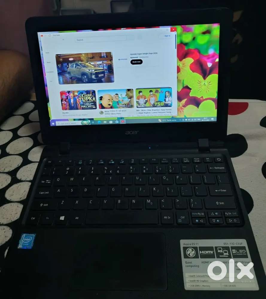 Acer aspire es 11 laptop