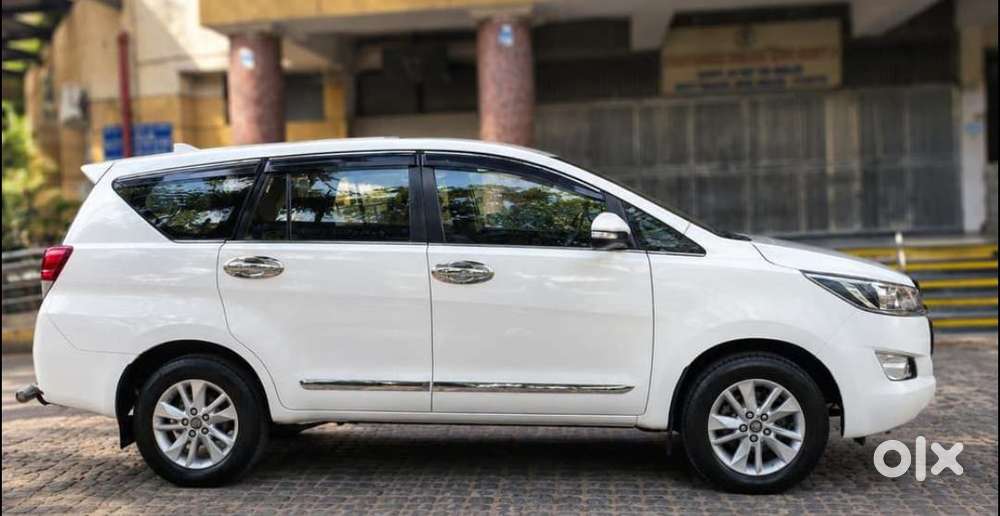 Toyota Innova Crysta 2.4 G Mt 8s, 2017, Diesel