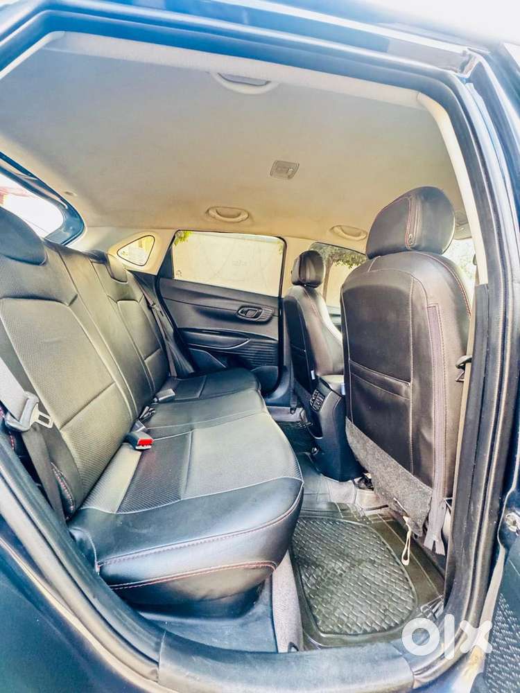 Hyundai New I20 1.2 Sportz Ivt Dual Tone, 2022, Petrol